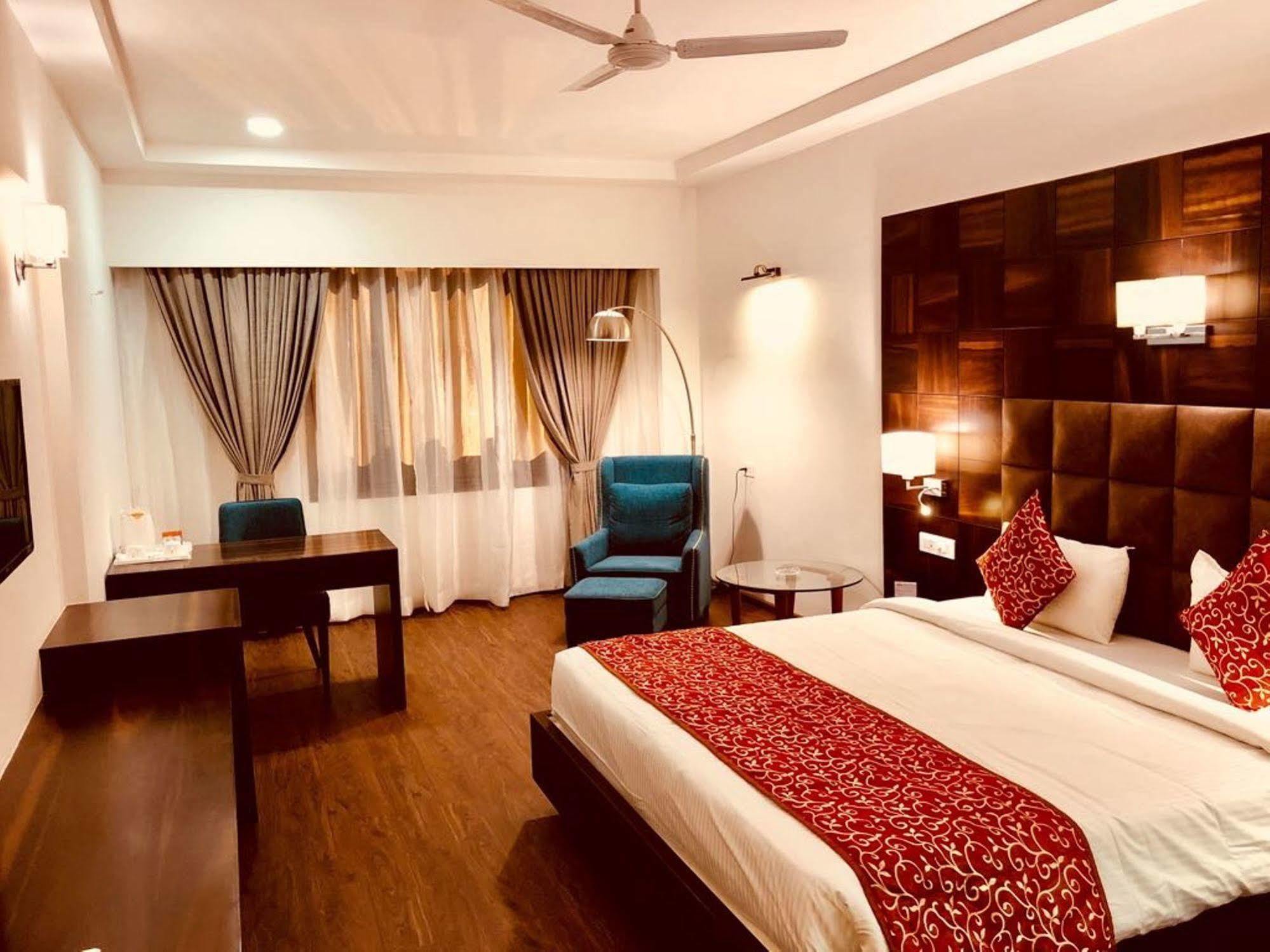 รันบันกา เฮอริเทจ รีสอร์ต Hotel Bhilwara ภายนอก รูปภาพ