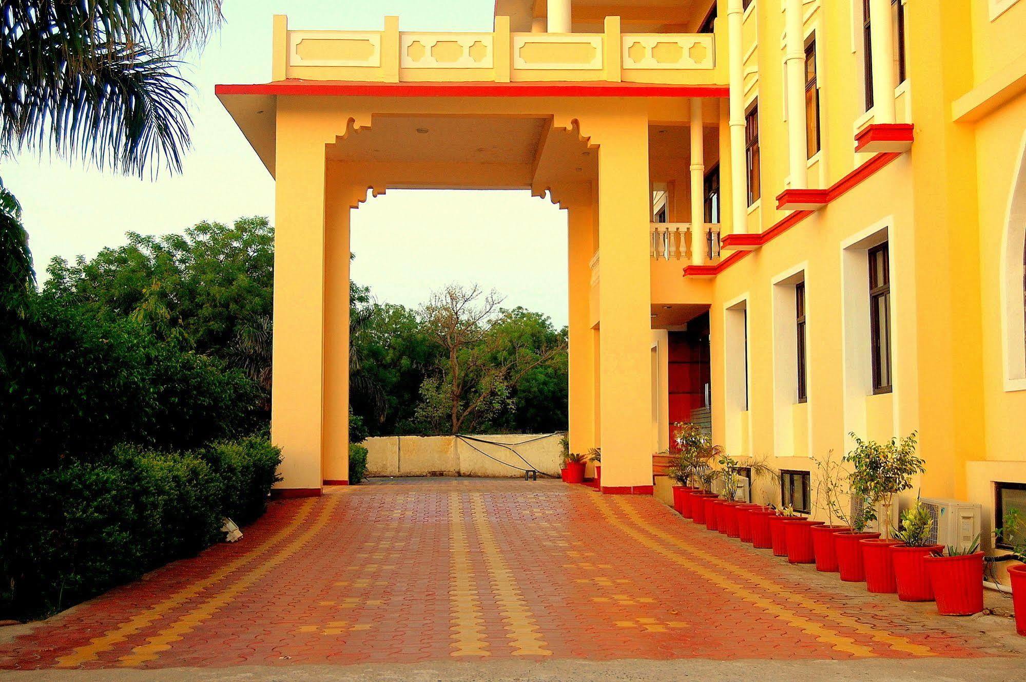 รันบันกา เฮอริเทจ รีสอร์ต Hotel Bhilwara ภายนอก รูปภาพ